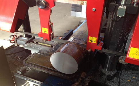 武宁卧式带锯床加工时出现明显振荡如何排查？